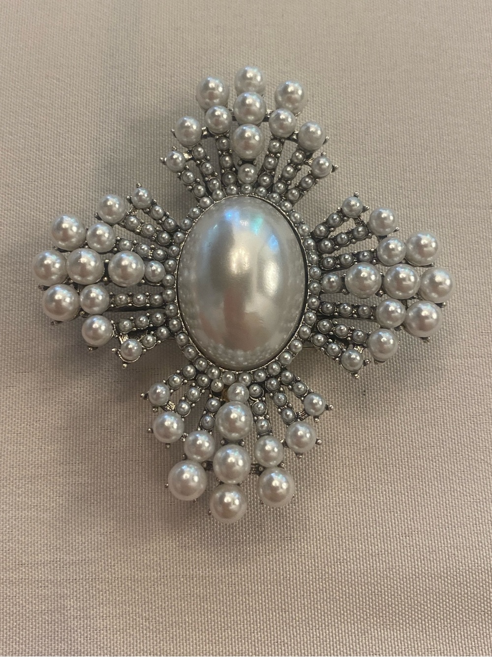 Brooch Pearl Silver Maltese Baroque Like Cross Pin NEW